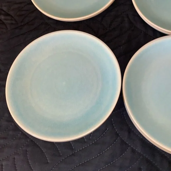 4 West Elm Light Blue Alta Organic Reactive Crackle Glaze Stoneware 8” Plates - Picture 11 of 15